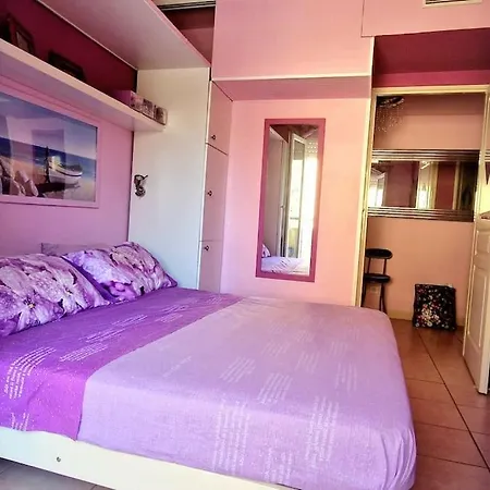 La Vie En Rose Apartman